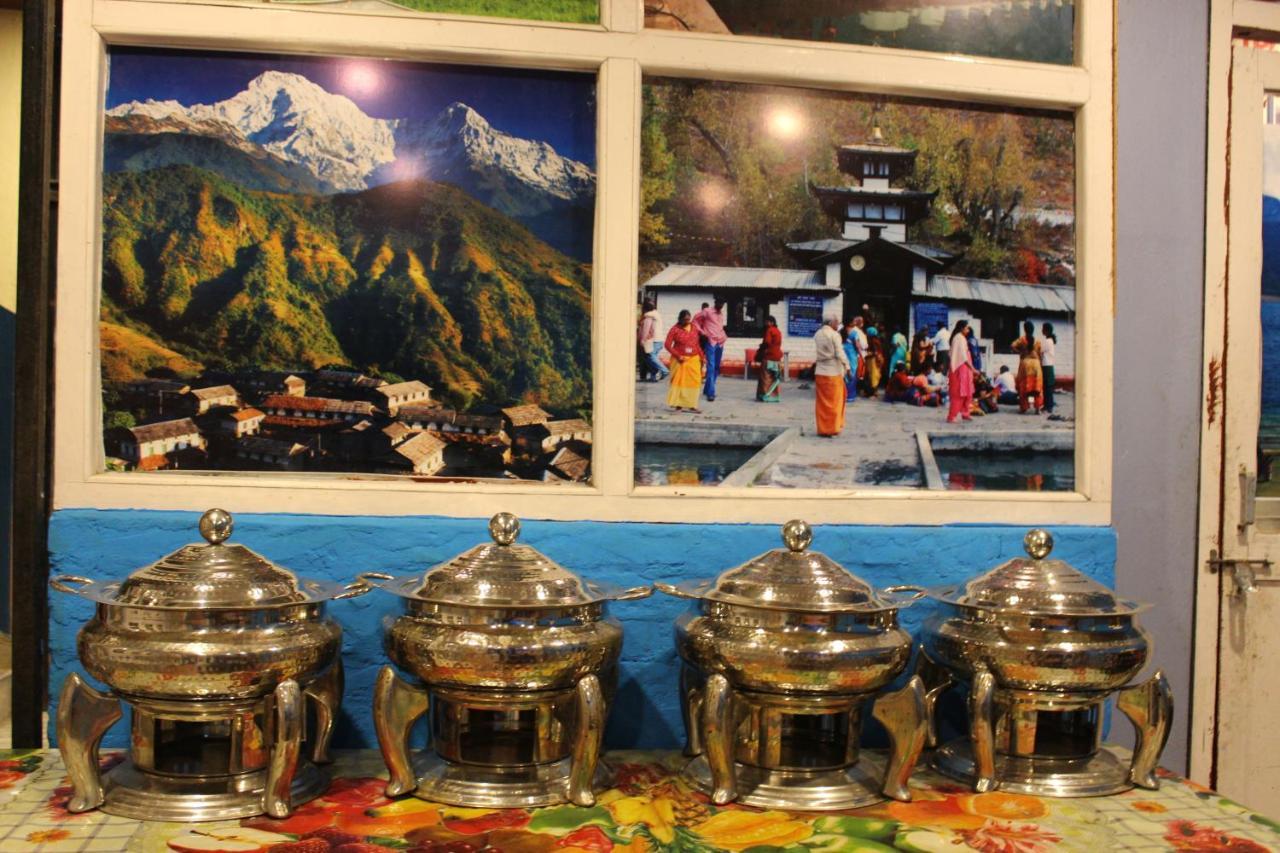 Hotel Snow Leopard Pokhara Buitenkant foto
