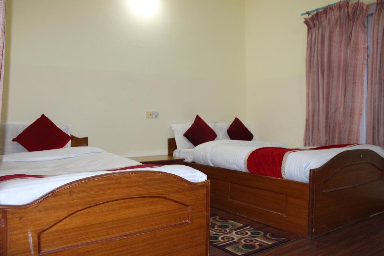 Hotel Snow Leopard Pokhara Buitenkant foto
